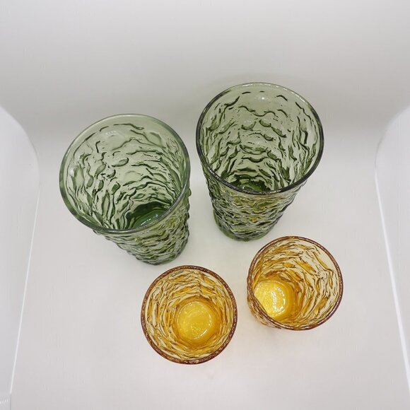 Set of 4 Crinkle Glassware Tumblers, Green and Honey - Picture 7 of 8